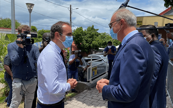 Le ministre des Outre-mer Sébastien Lecornu en visite en Guadeloupe dans un contexte sanitaire sans précédent